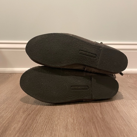 Minnetonka 3 Layer Fringe Boot - Picture 6 of 6